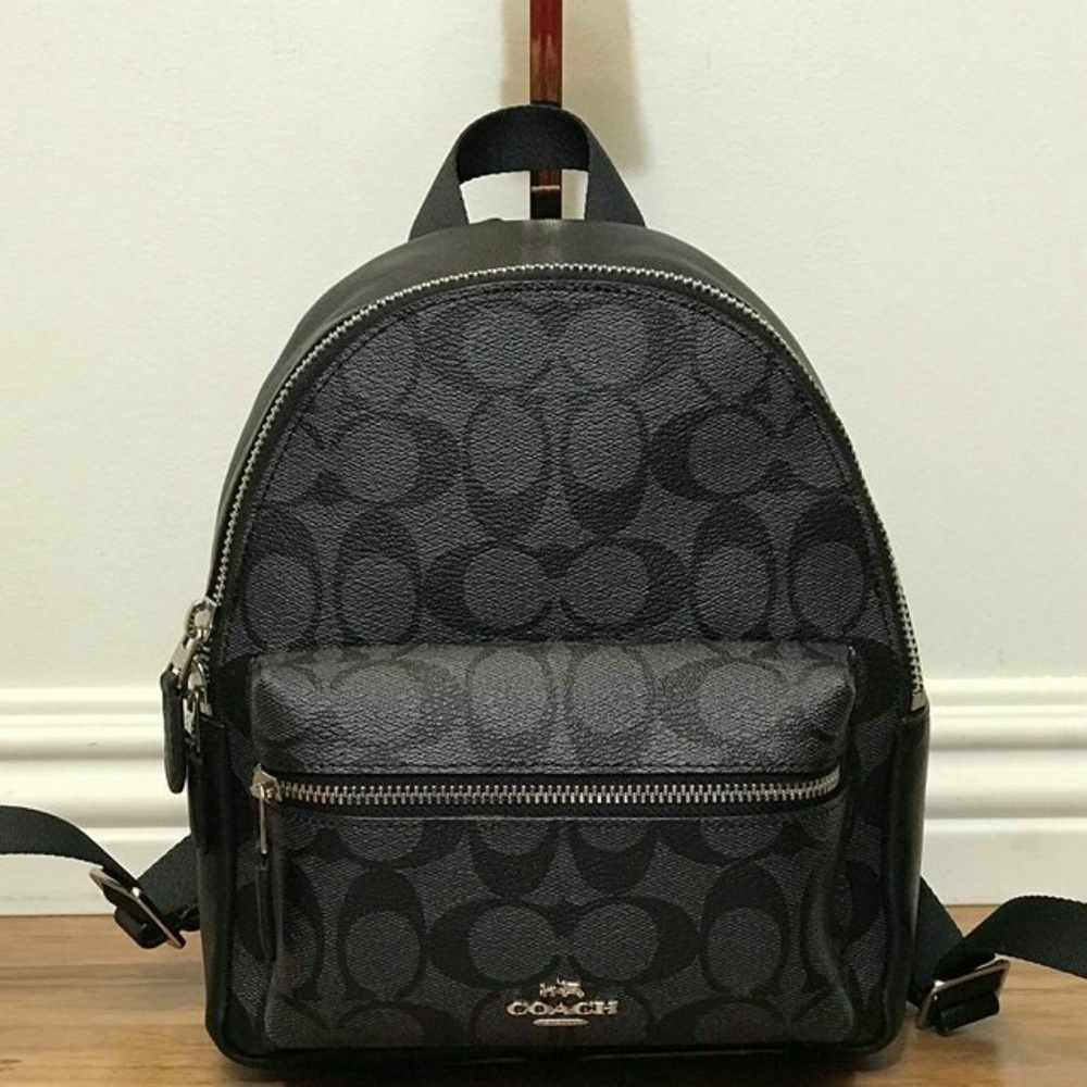 🎒Coach Signature Mini PVC Leather🎒